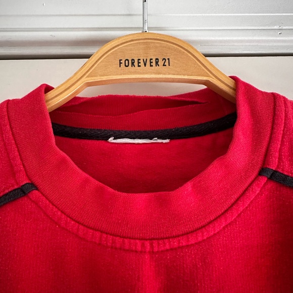 Vintage 90s Red Wings NHL Crewneck Sweatshirt Detroit Hockey Red Black Sports - Picture 2 of 12